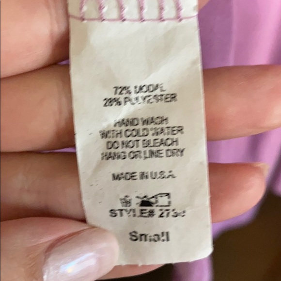 Entro Purple Tie Sleeve Cold Shoulder Top NWT - Picture 4 of 4